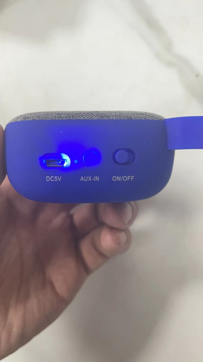 外贸蓝牙音响新品，超大音量。英文独立包装！1000台