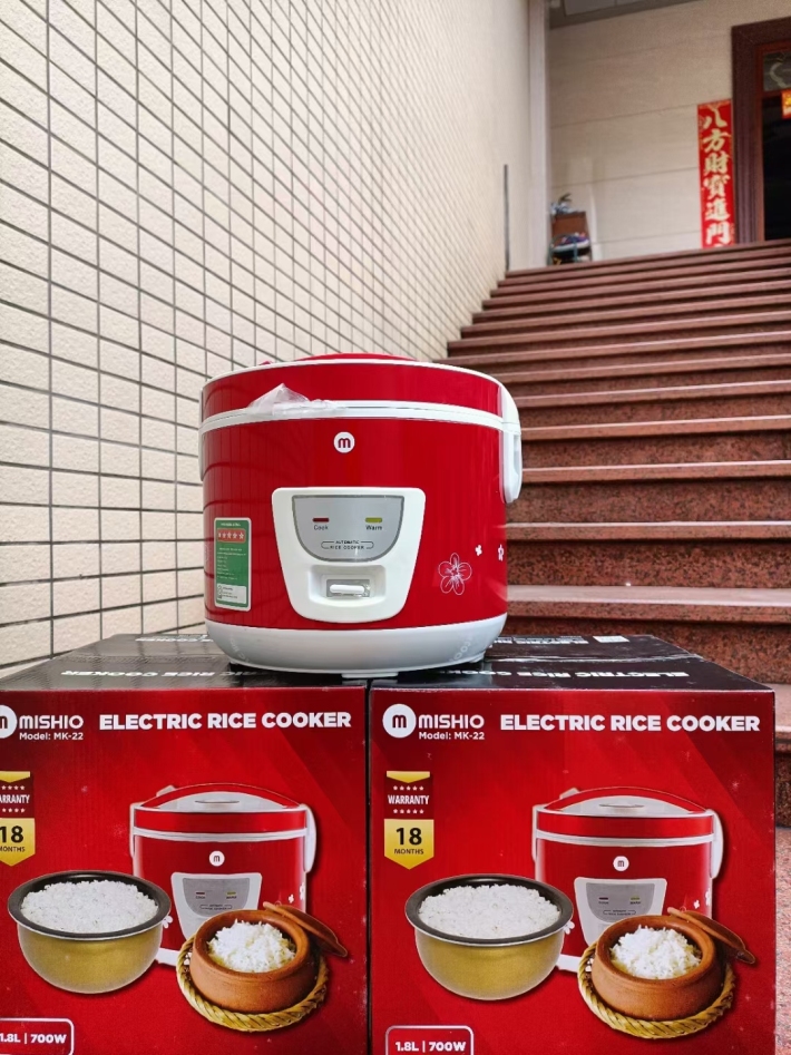 出口欧规4升西施煲，球形加厚铝胆，全铜线，全新原包装，数量2300台，欢迎骚扰