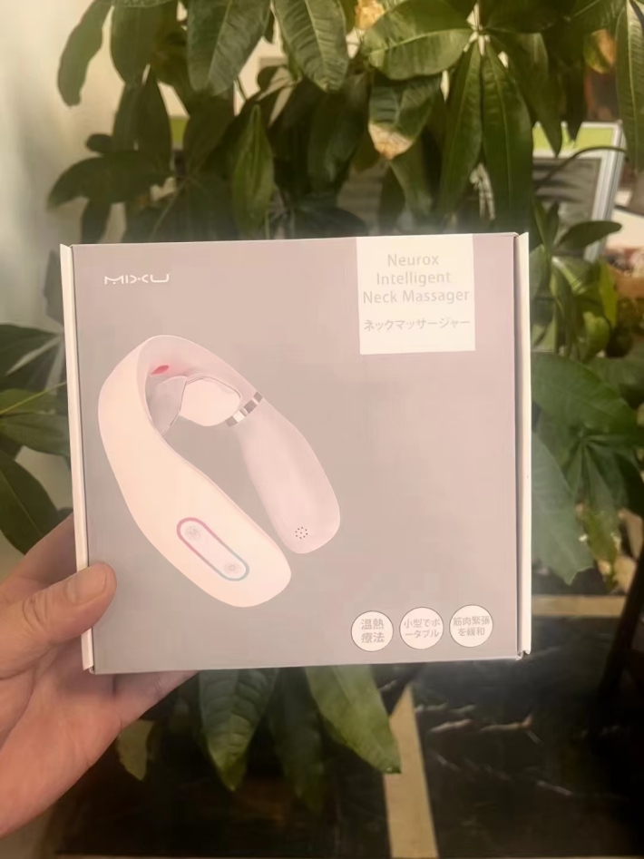 颈椎按摩仪，品牌货，带遥控器带加热功能，几百台，手慢无……