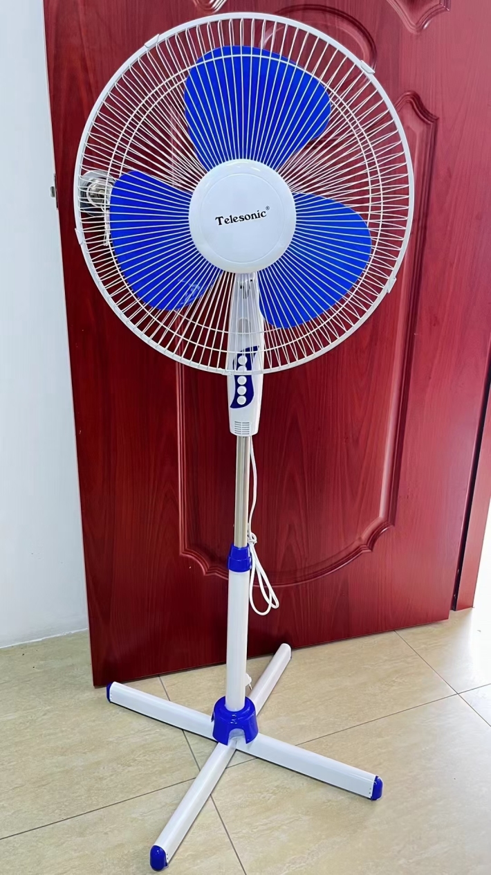 220v出口外贸，电风扇， 16寸， 1800台， 低价处理