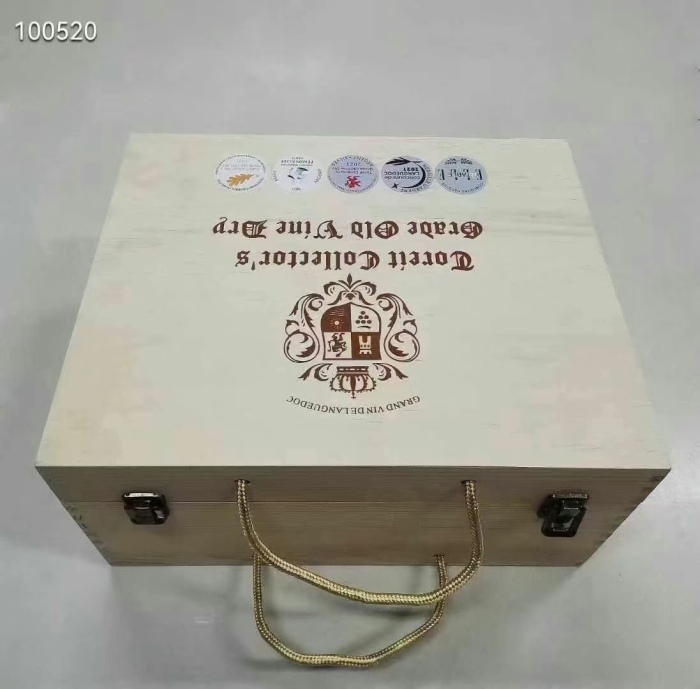 法国高端红酒，22年，14.5度，一箱6瓶，双外箱，木箱装，有个几百箱，128元一箱，50箱起订