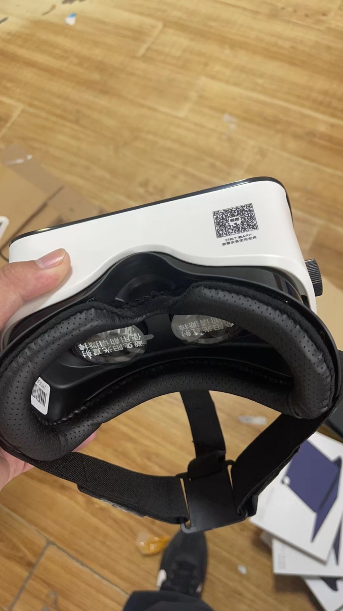 爱奇艺联名**移动VR眼镜。正品全新全套原封！2000个，清仓价！很便宜！