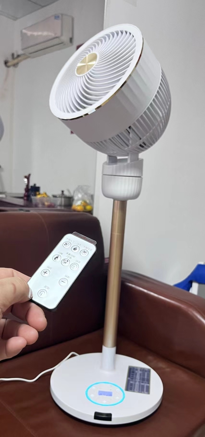 智能语音声控，空气循环风扇！ 语音+遥控，多功能 300台， 100v～240v， 全世界通用， 低价处理！