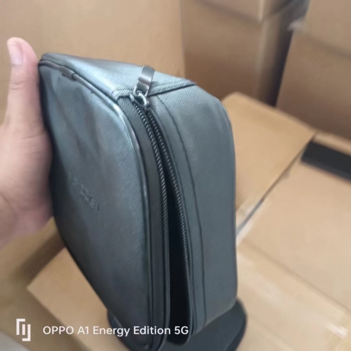 收纳包处理5万个 库存原件 工厂一手货，一块多钱，用得上拿去赚大钱吧