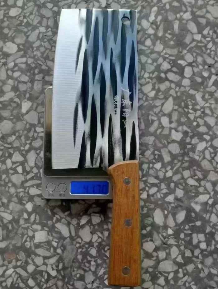 高端实木锻打菜刀到货50000把，砍切两用，几块钱一把，支持分货，质量保证。