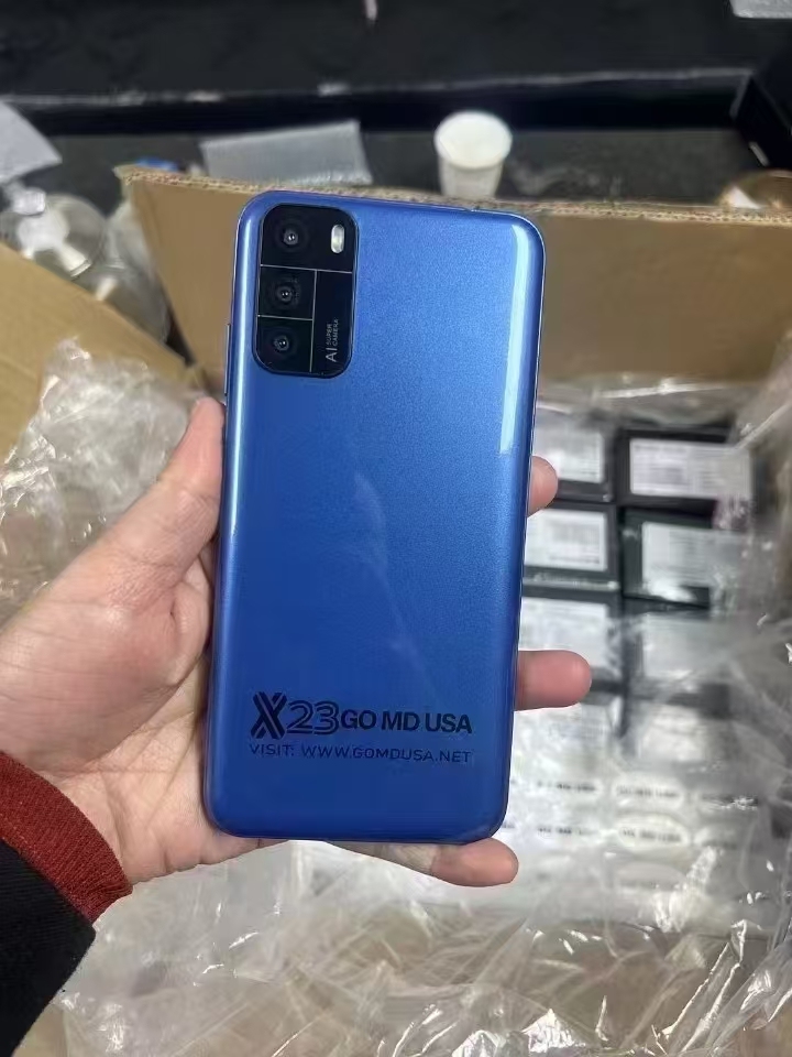 出口外贸，美国品牌手机，2+32，全新原封库存300台，低价处理。懂货的来聊