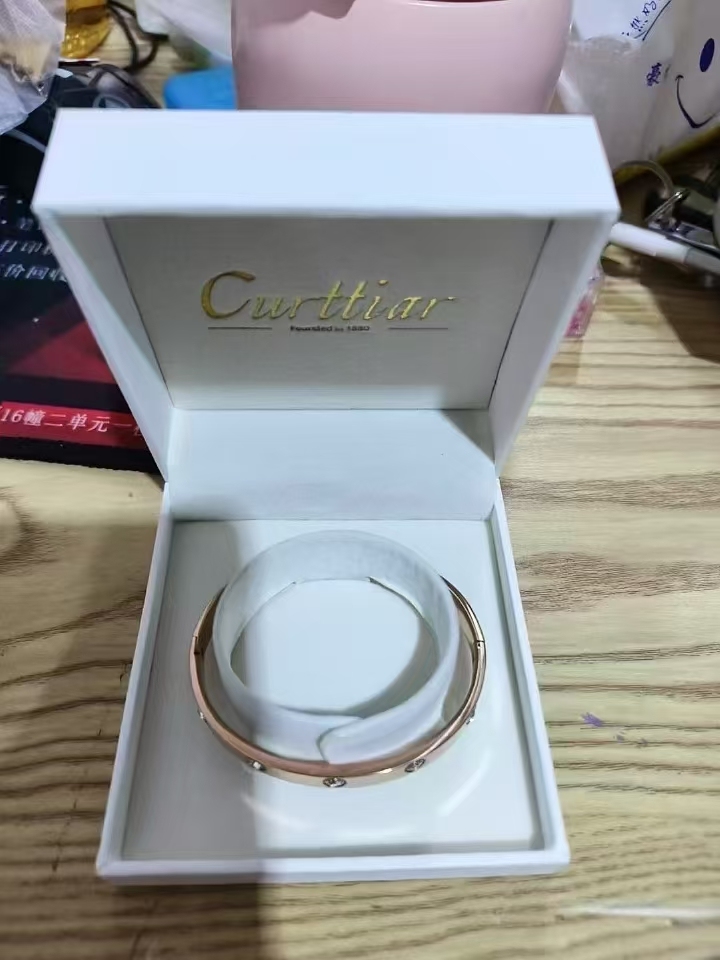 手镯 ​带礼盒包装袋 ​1000套，仓库现货，要的联系！