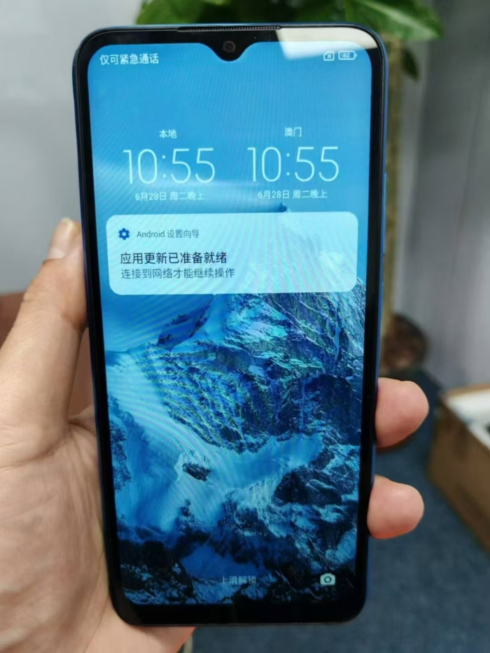 国际版10A，6+128G，全新全套包装配件，现货600百台。