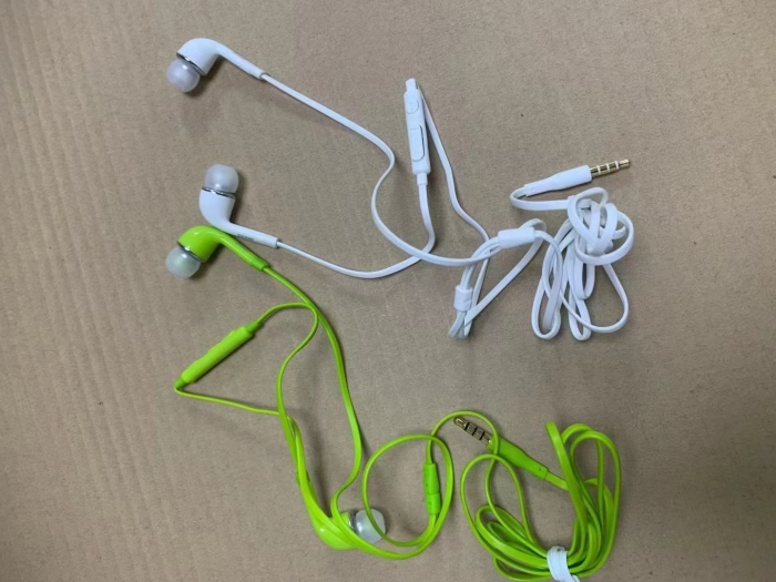 11000 条耳机🎧