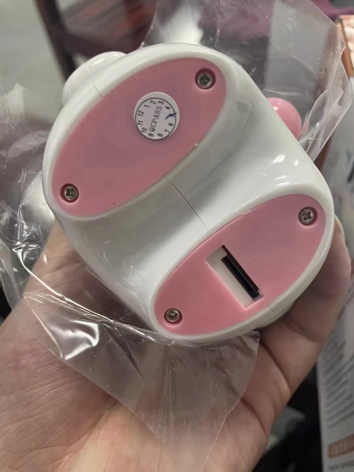 智能机器人900个，APP罢工了。可当插卡音响使用，里面自带儿歌，个位数处理