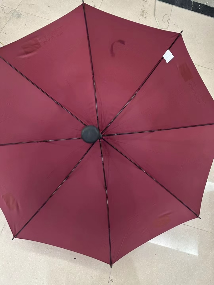 高端高尔夫雨伞2800把，直径130公分，要的联系