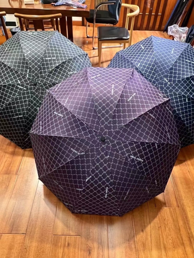 全新10股黑胶雨伞，带内盒