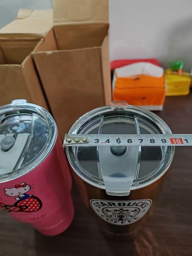 冰霸杯剩余9000套左右，独立包装，不锈钢304材质，六七个款式，板板正正，质量嘎嘎好，可分单，几块钱的事……
