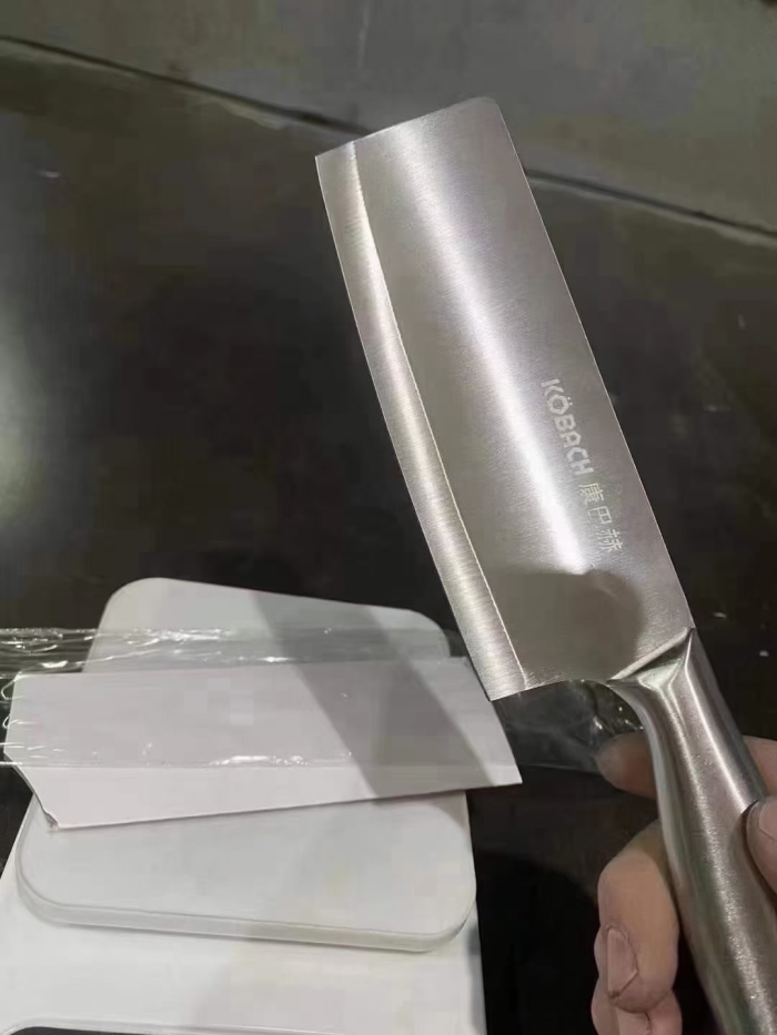 康巴赫菜刀入库2500把，特锋利特亮，一箱250把，懂货的速度，几块钱的事