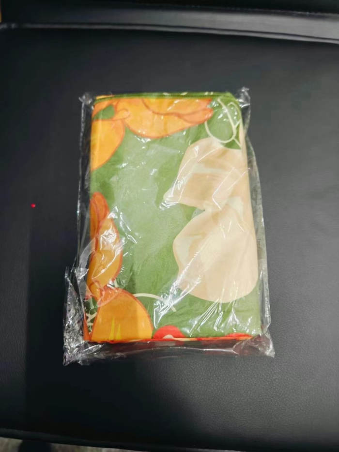 80*160Cm大浴巾，18000条，吸水性好，透明袋包装