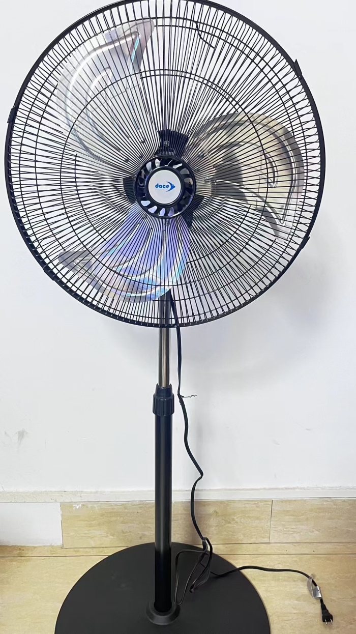 110v出口外贸，18寸金属铝叶大风力落地扇，480台，原件处理！