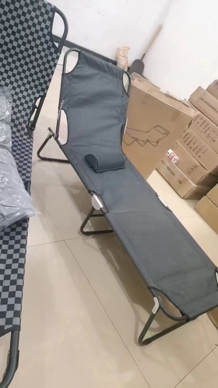 全新折叠床，几千一吨.