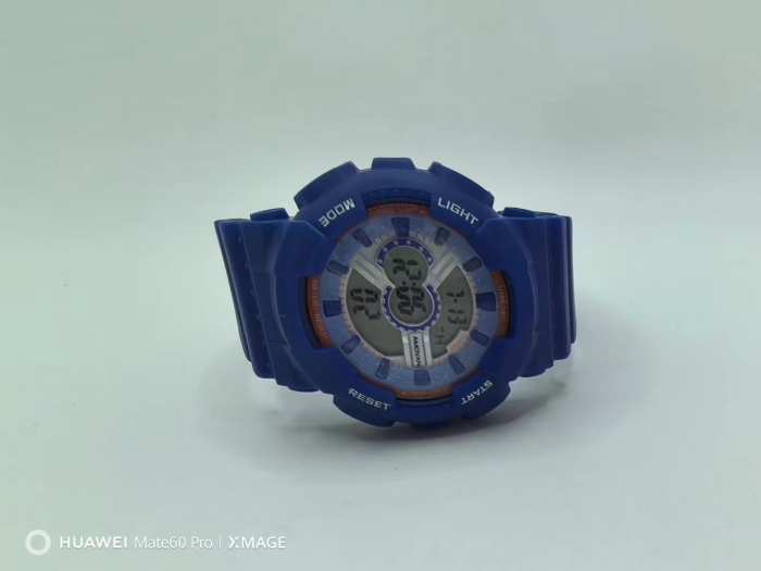 品牌儿童防水手表，830个