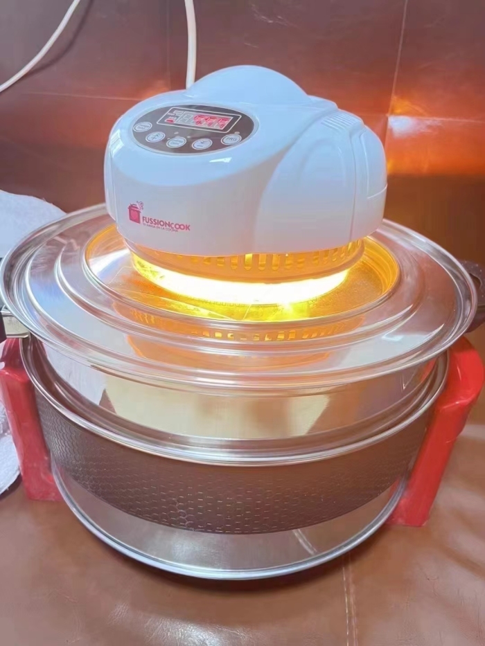 220V欧规，空气炸锅炉头， 可以万能配12升的大锅缸使用的 有260个， 清仓处理！ 能搞的贵宾请来联系