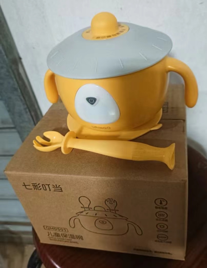 七彩叮当品牌，宝宝辅食碗婴儿专用防摔智能恒温碗，380个，处理！
