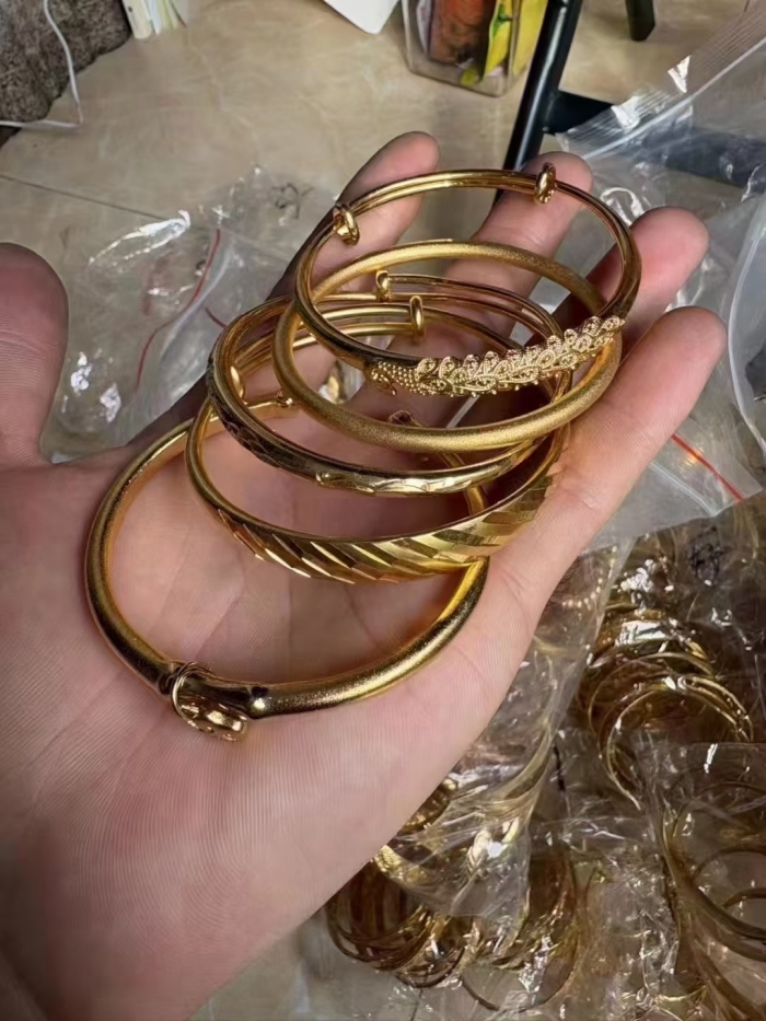 沙金手镯870个，便宜清
