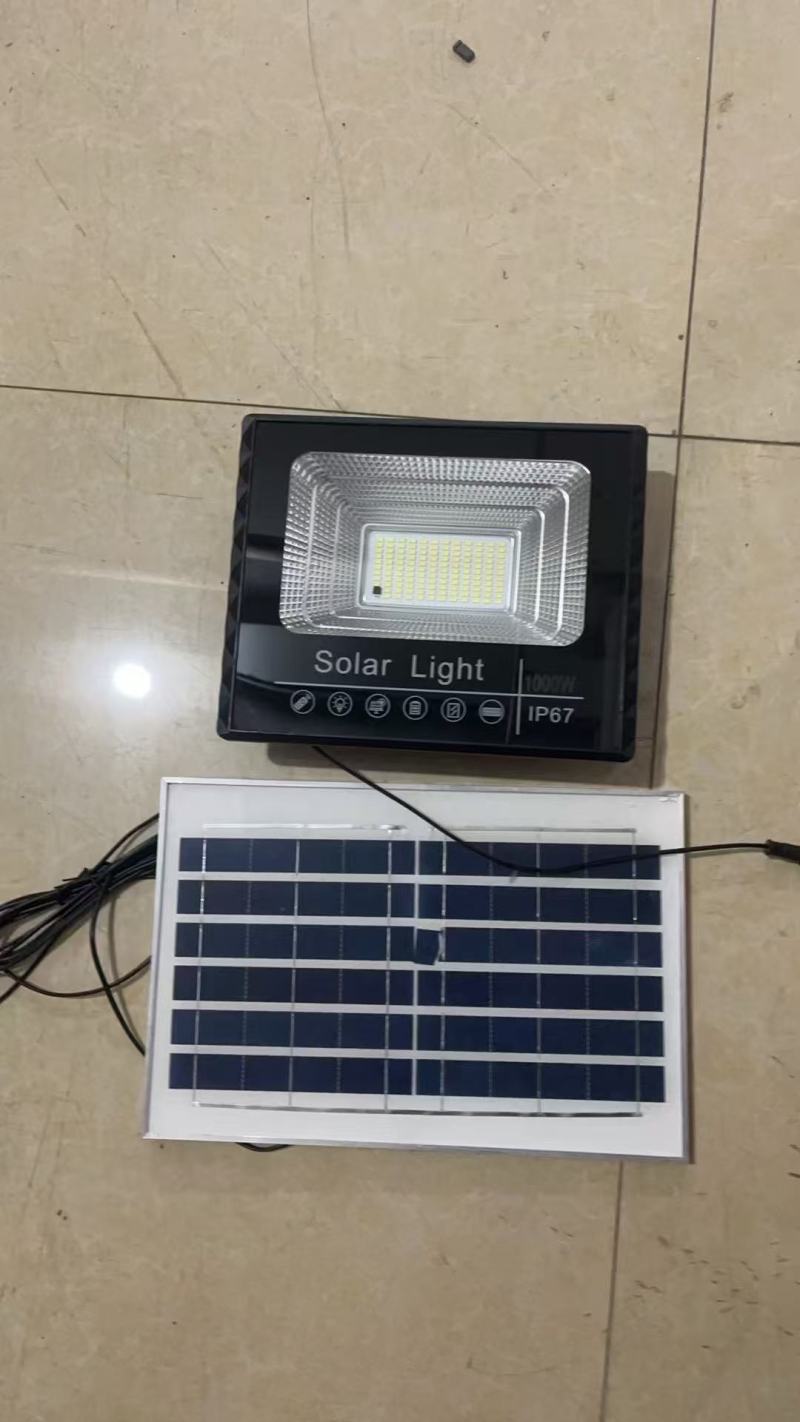 太阳能投光灯1800套，全清3x