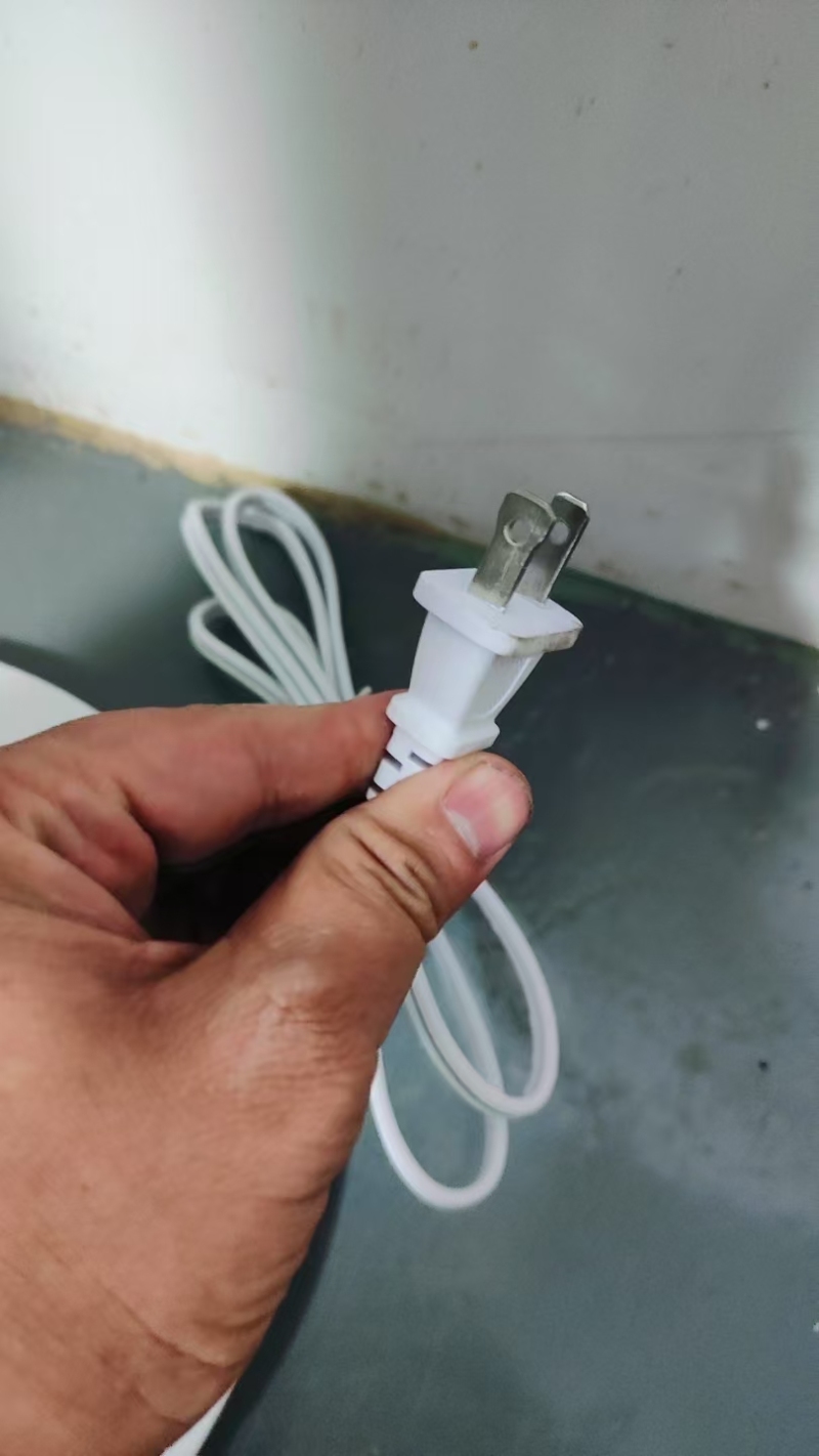 110v出口外贸塔扇！ 节能省电静音，带摇摆功能！ 高度80CM， 数量700台， 低价！