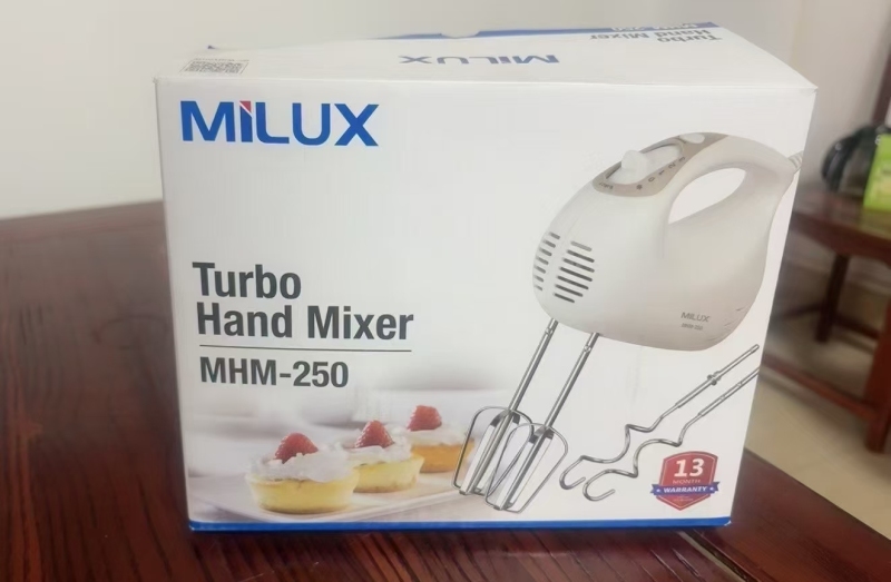 出口外贸手执打蛋搅拌器！ 纯铜电机纯铜线！ 220v欧规 亚马逊各大跨境平台同步在售， 广东大工厂出品， 欧盟标准，质量非常好！ 1000台