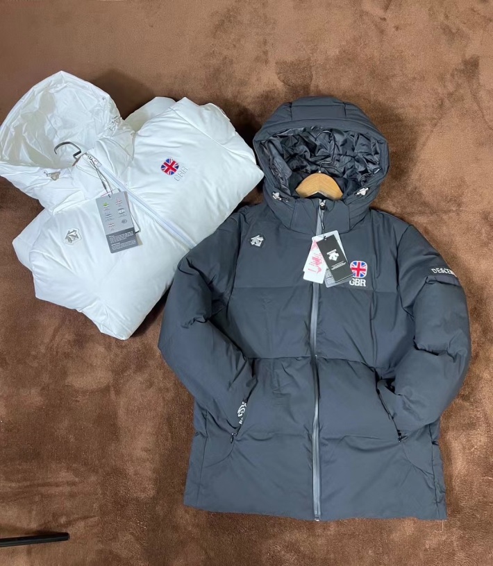 迪桑特羽绒服 1000 件 高品质 高充绒量 400 多克 保暖抗寒 支持配货
