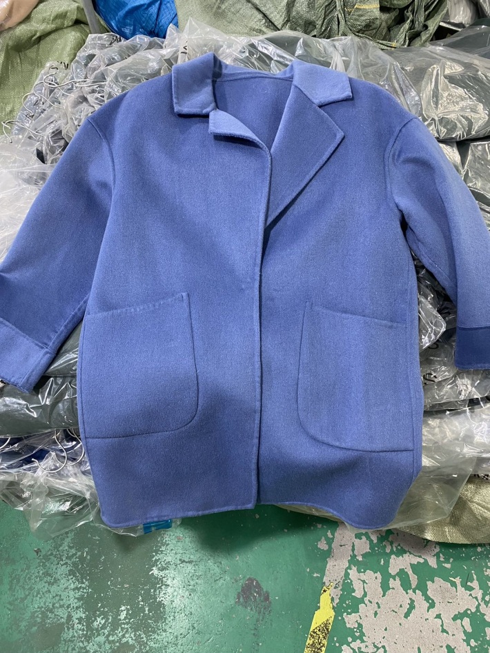 羊绒大衣 117 件 清货联系