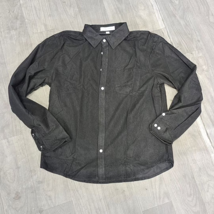 1000件衬衣两色M/2XL 清货 6.5 元