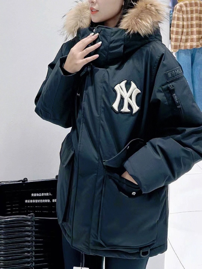 MLB 羽绒服 400多件 能清的联系