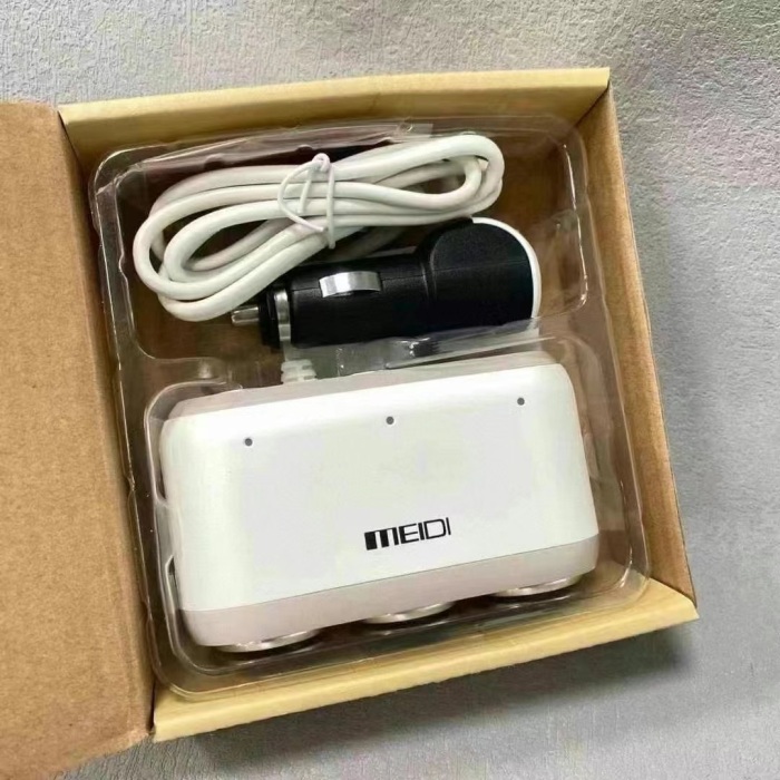 魅迪 一转三点烟插+单USB车充 数量492个