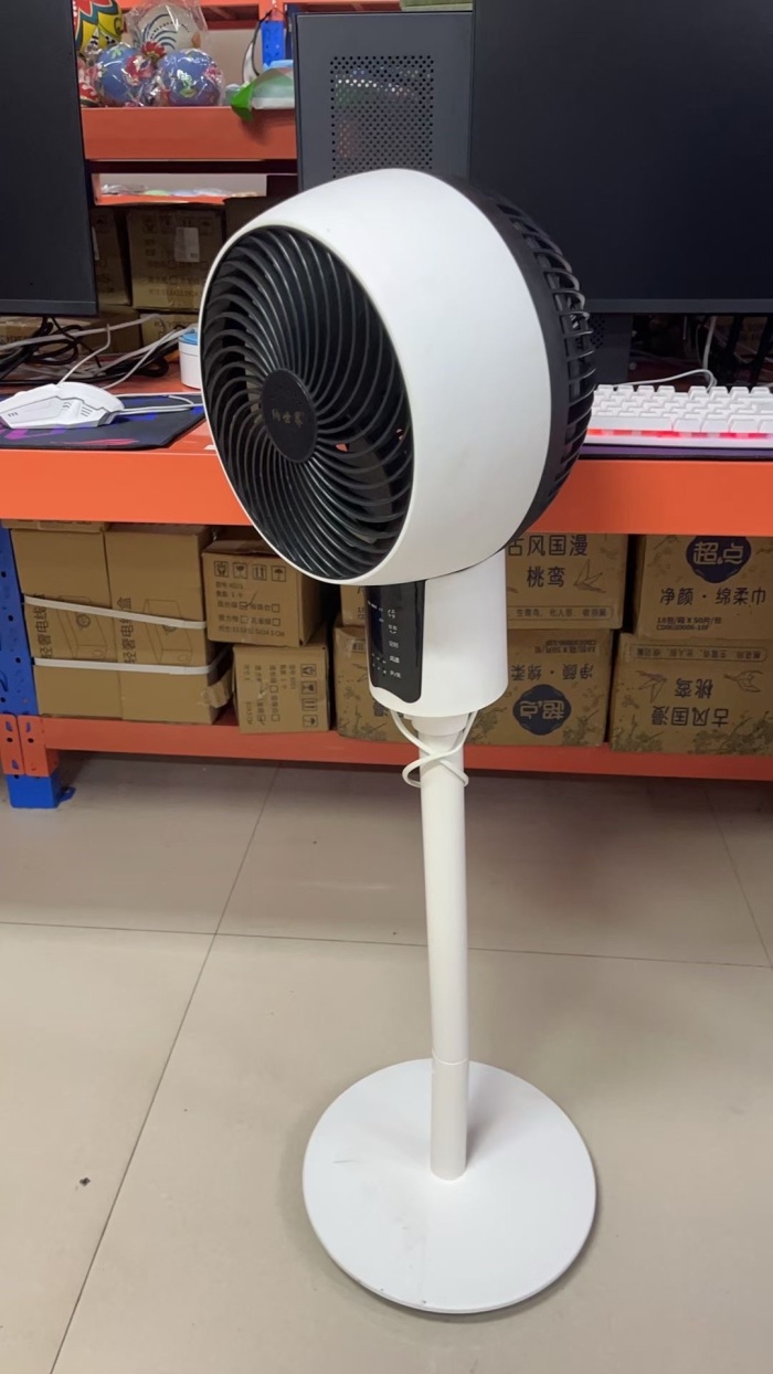 反季节产品，循环扇390台，独立包装，板板正正，28元一台全清