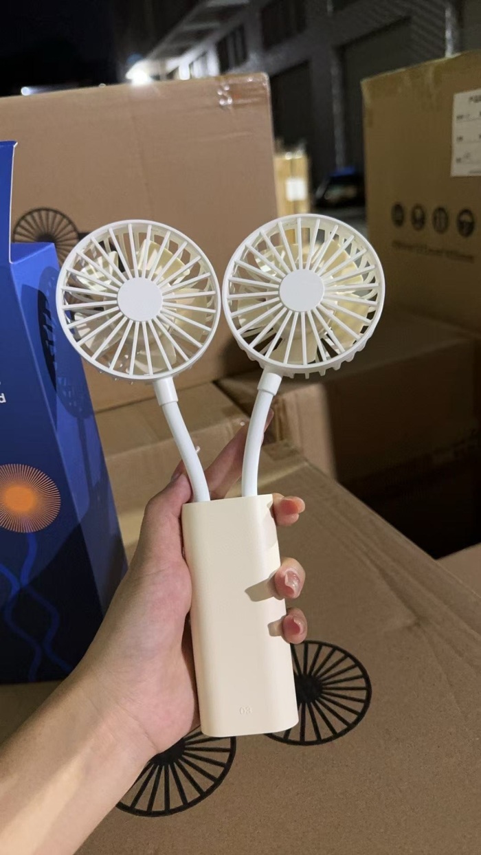 双叶风扇1284pcs 包装尺寸 : 7.7×6.5×23.3cm 单个重量 : 282g