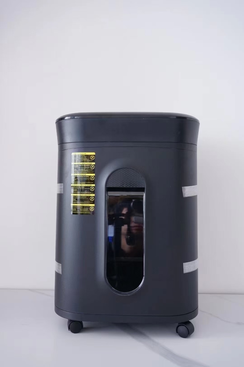 精品货，亚马逊品牌碎纸机，宽电压，1100台，有兴趣的私聊