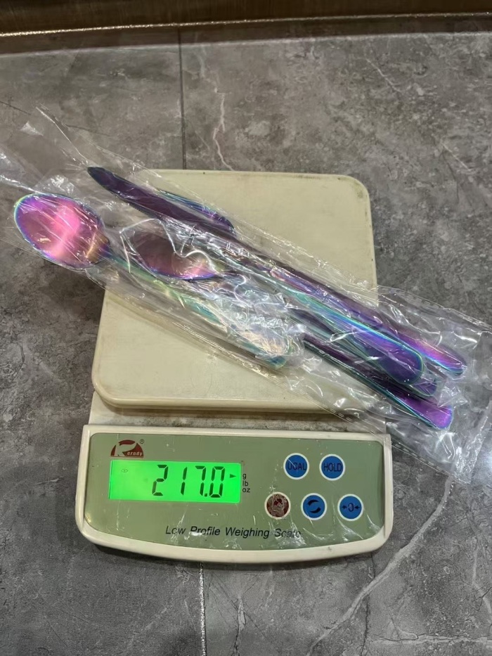 镀色刀叉匙五件套，三个色，几百公斤处理