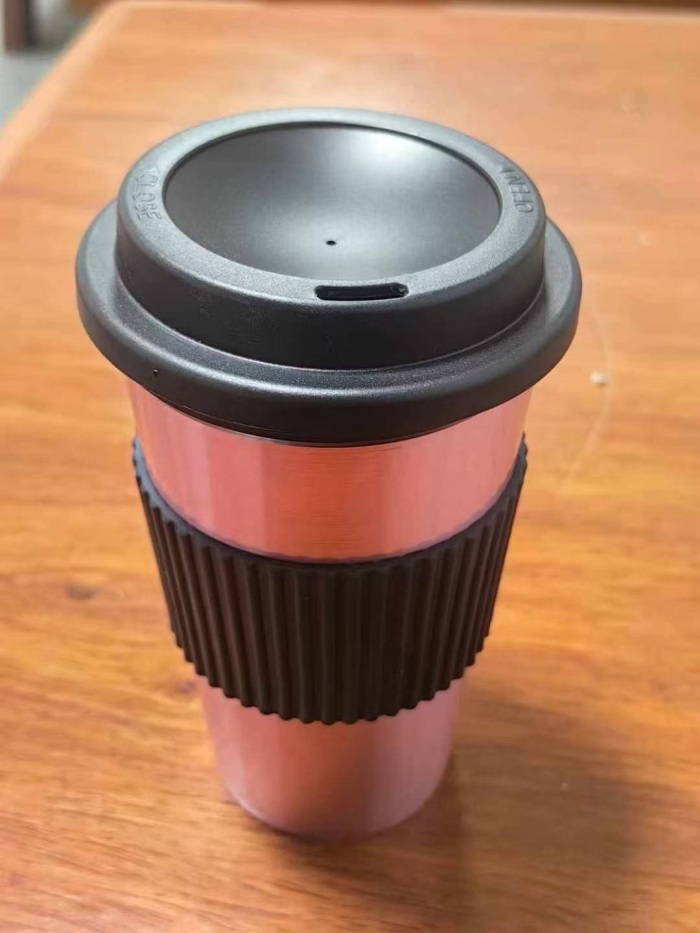 咖啡杯 几千个 材质：塑料 没有包装 给钱就出