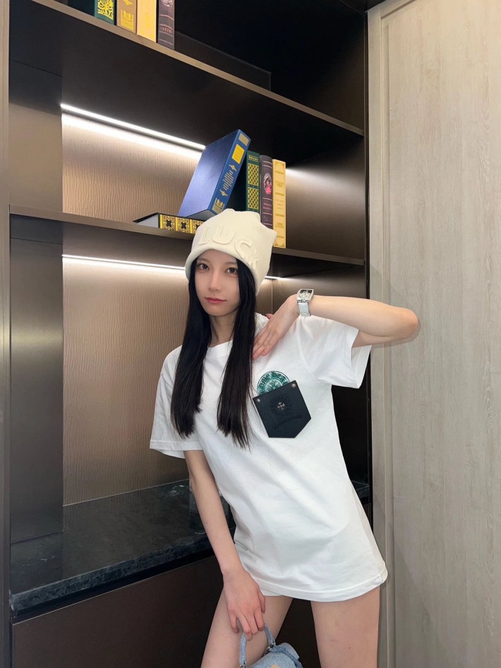 潮牌杂款 T恤 300 件 220 克重 三标齐全 十几个款 要的联系
