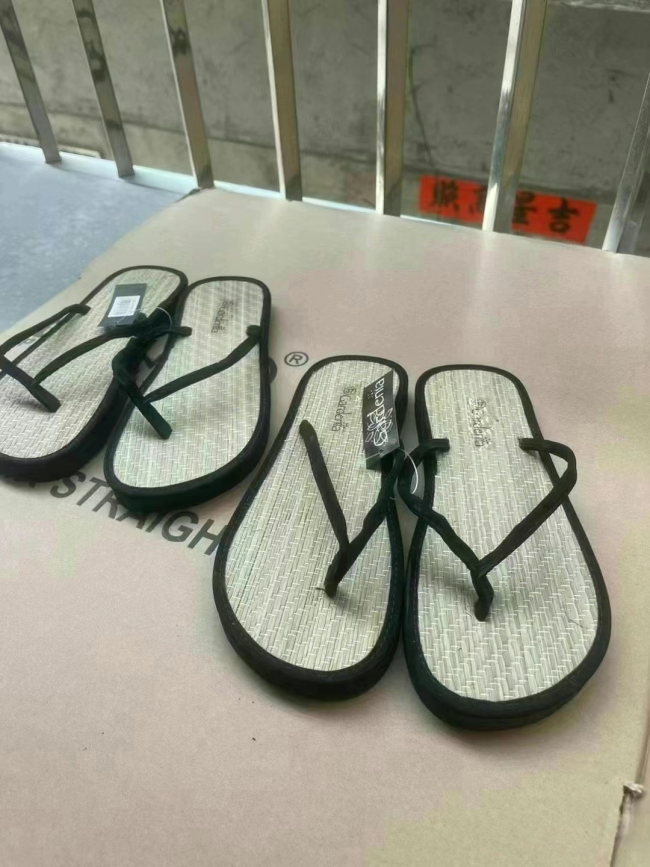 外贸拖鞋 剩下20000双，1.5一双全清