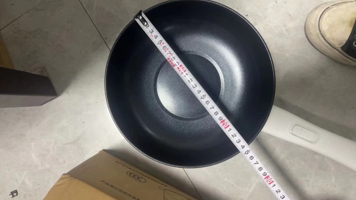 24规格电炒锅入库300台，全部电商盒包装，特价20💰