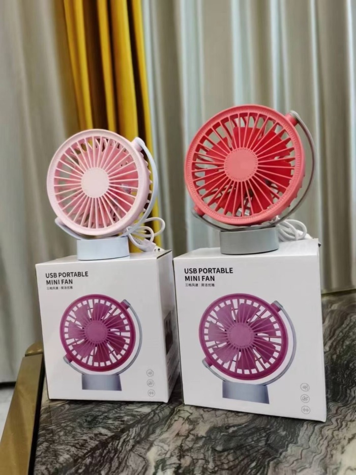高端货，几块钱的事，一万多台，名创优品桌面风扇，一单清价格美丽，彩盒包装，一箱50台。 High-end goods, a few yuan, more than 10,000 units, Mingchuang Youpin desktop fans, one order clear price beautiful, color box packaging, a box of 50 units.