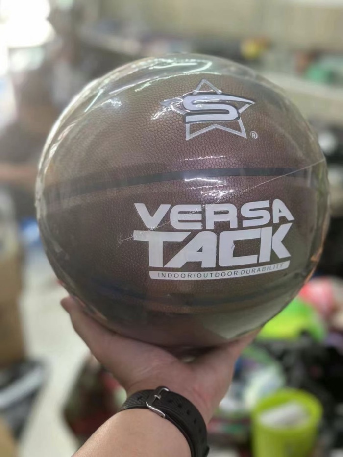 7号篮球到货4500pcs，PU材质，一箱12个，质量款式嘎嘎滴