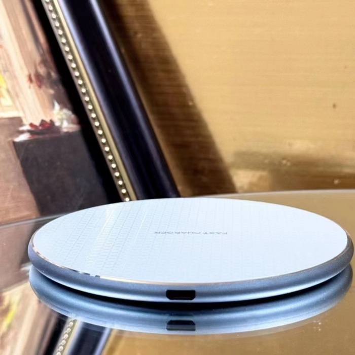 金属无线充，352套，10W，几块钱 Metal wireless charging, 352 sets, 10W, a few yuan