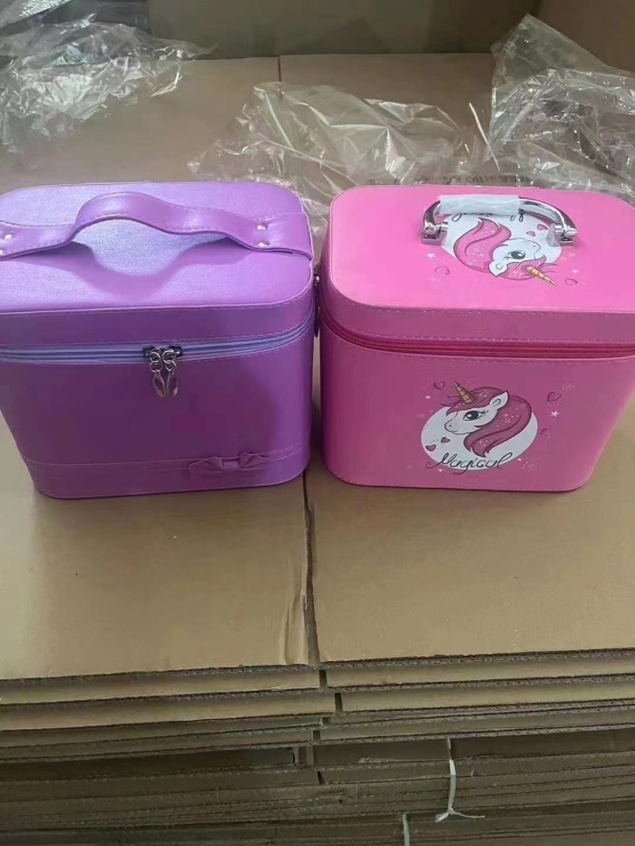 精品化妆收纳盒5千左右处理，一等品