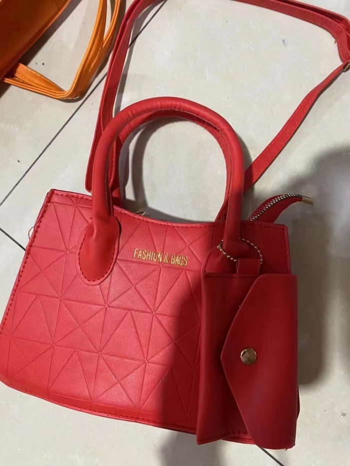 包包 600来个，明盘12.5，不议价