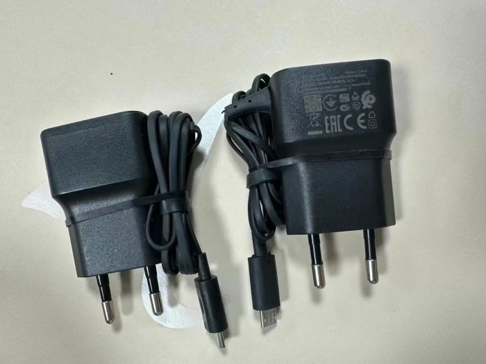 8600pcs，Nokia，5v550ma，v8接口[抱拳]