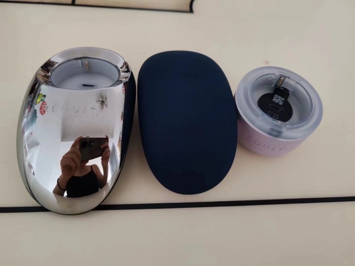 雾化喷雾器。配精华，官网一百多美金一个。APP可用。一千多个，三个款，见证品质的时候来了