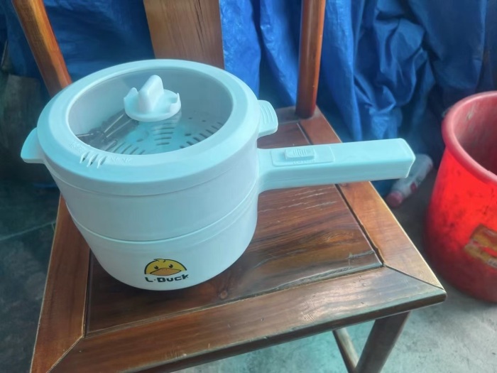 电煮锅313套，有蒸笼带包装， 全清11元/套，手慢拍大腿
