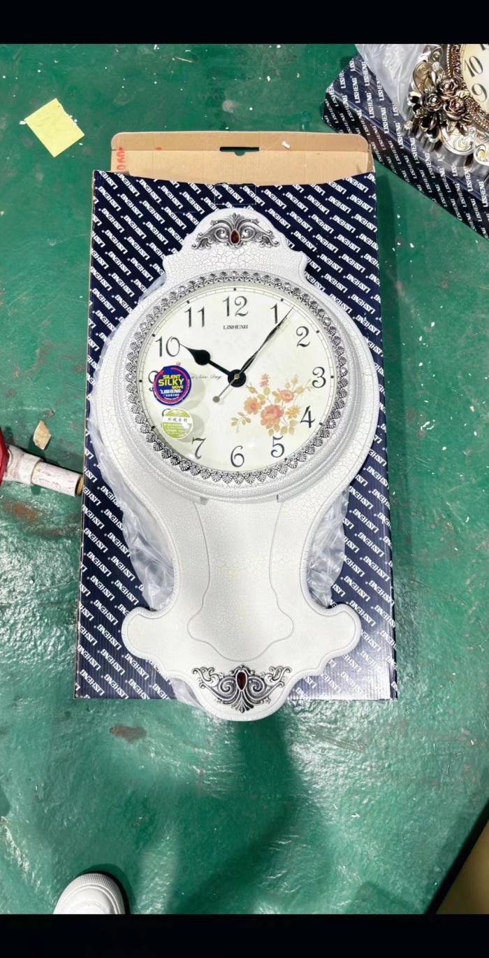挂钟7吨 高端精品,原箱原件 按吨处理